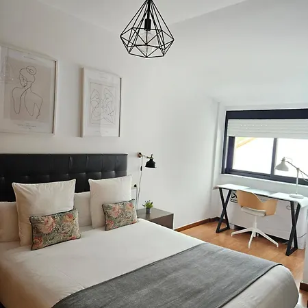 Ciudad Santiago 公寓 圣地亚哥－德孔波斯特拉